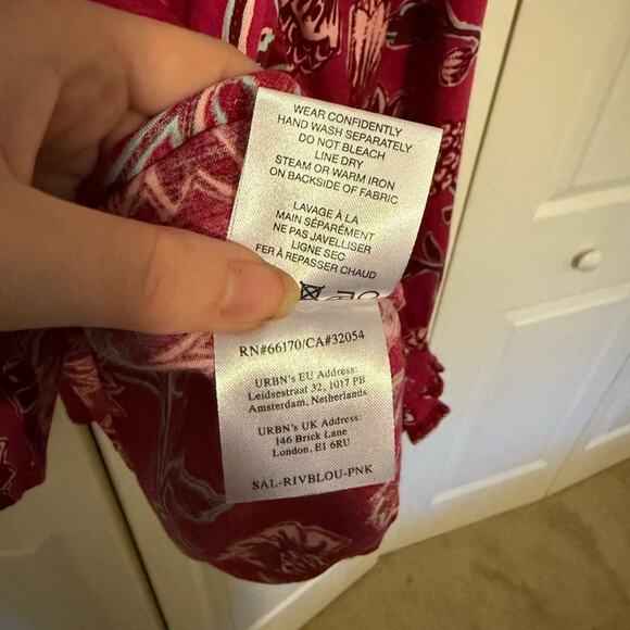 Anthropologie Omika Salena Peasant Blouse Pink Floral V-Neck Flowy Blouse Small - Picture 9 of 9